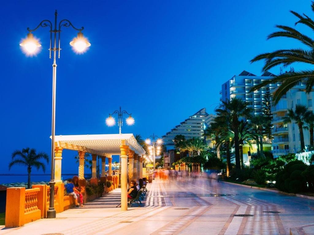 Precioso Apartamento Frente Al Mar เบนัลมาเดนา ภายนอก รูปภาพ
