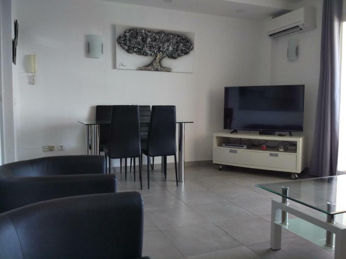Precioso Apartamento Frente Al Mar เบนัลมาเดนา ภายนอก รูปภาพ